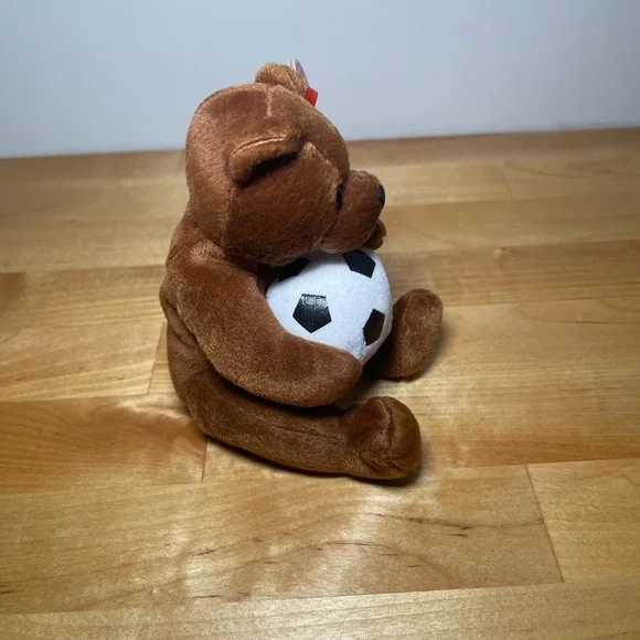 Ty Beanie Baby - SWEEPER the Soccer Bear (5 inch) - Picture 2 of 10